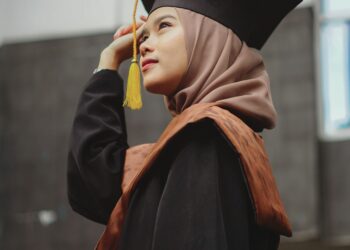 The Master’s Degree: A Strategic Analysis of Value, Opportunity, and Investment in the 21st Century Economy