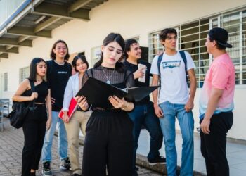 A Comprehensive Guide to Taking a Single Course at a Community College: Process, Value, and Strategic Alternatives