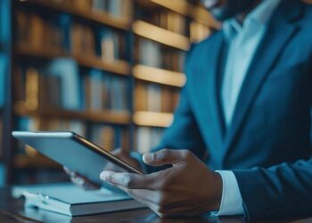 The Currency of College: A Definitive Report on Credit Hours, Units, and the High-Stakes Maze of Academic Transfer