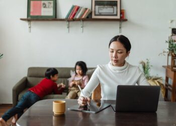 The Virginia Online Education Blueprint: How to Find Your “Desire Path” to a Degree and a Great Career