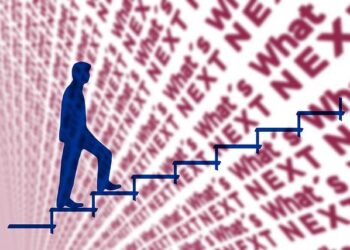 The Finish Line: A Working Professional’s Guide to Turning Your Associate’s into a Bachelor’s Degree Online