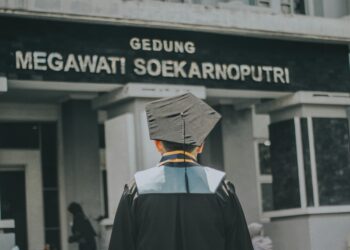 The Architect of Your Own Education: Why a “General Degree” Might Be the Most Specialized Path of All