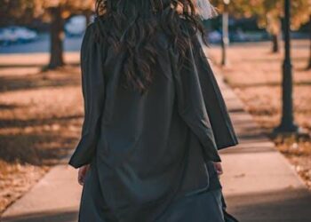 From Aspiration to Attainment: A Comprehensive Guide to the Community College Transfer Pathway