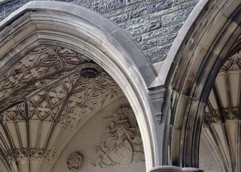 Beyond the Rankings: How to Choose the Right Ontario University by Casting the Most Important Role of Your Life